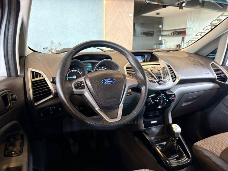 FORD ECOSPORT 1.6 SE 16V 2014/2014 AUTOGRIF MOTORS CAMPO BOM / Carros no Vale