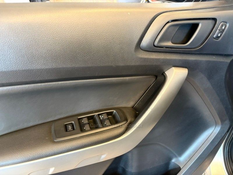FORD RANGER 2.2 XLS 4X4 CD 16V 2021/2021 AUTOGRIF MOTORS CAMPO BOM / Carros no Vale