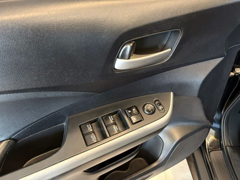 HONDA CRV 2.0 EXL 4X4 16V 2012/2013 AUTOGRIF MOTORS CAMPO BOM / Carros no Vale HONDA CRV 2.0 EXL 4X4 16V 2012/2013 AUTOGRIF MOTORS CAMPO BOM / Carros no Vale