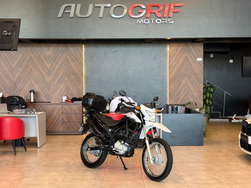 Honda Motos NXR 160 BROS 2017/2017 AUTOGRIF MOTORS CAMPO BOM / Carros no Vale