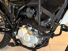 Honda Motos NXR 160 BROS 2017/2017 AUTOGRIF MOTORS CAMPO BOM / Carros no Vale