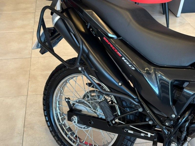 Honda Motos NXR 160 BROS 2017/2017 AUTOGRIF MOTORS CAMPO BOM / Carros no Vale