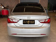 HYUNDAI SONATA 2.4 MPFI V4 16V 182CV 2013/2014 AUTOGRIF MOTORS CAMPO BOM / Carros no Vale