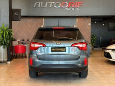 KIA SORENTO 3.5 S.658 V6 4X4 24V 2014/2014 AUTOGRIF MOTORS CAMPO BOM / Carros no Vale