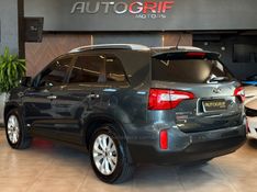 KIA SORENTO 3.5 S.658 V6 4X4 24V 2014/2014 AUTOGRIF MOTORS CAMPO BOM / Carros no Vale