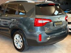 KIA SORENTO 3.5 S.658 V6 4X4 24V 2014/2014 AUTOGRIF MOTORS CAMPO BOM / Carros no Vale