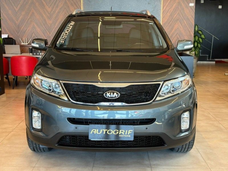 KIA SORENTO 3.5 S.658 V6 4X4 24V 2014/2014 AUTOGRIF MOTORS CAMPO BOM / Carros no Vale