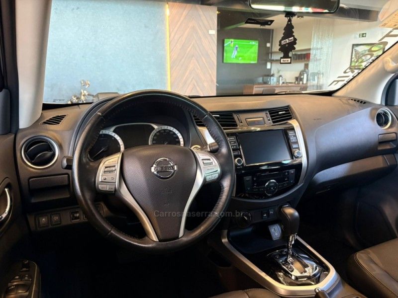 NISSAN FRONTIER 2.3 XE 4X4 CD BI TURBO 2021/2021 AUTOGRIF MOTORS CAMPO BOM / Carros no Vale