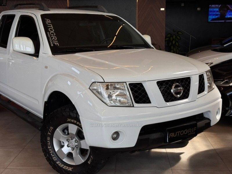 NISSAN FRONTIER 2.5 XE 4X4 CD TURBO ELETRONIC 2013/2013 AUTOGRIF MOTORS CAMPO BOM / Carros no Vale