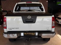NISSAN FRONTIER 2.5 XE 4X4 CD TURBO ELETRONIC 2013/2013 AUTOGRIF MOTORS CAMPO BOM / Carros no Vale