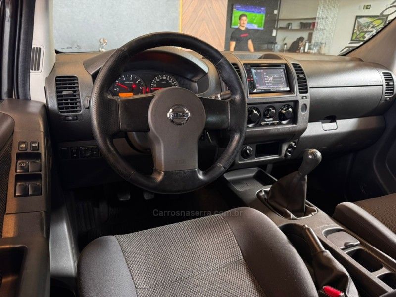 NISSAN FRONTIER 2.5 XE 4X4 CD TURBO ELETRONIC 2013/2013 AUTOGRIF MOTORS CAMPO BOM / Carros no Vale