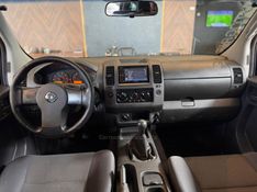 NISSAN FRONTIER 2.5 XE 4X4 CD TURBO ELETRONIC 2013/2013 AUTOGRIF MOTORS CAMPO BOM / Carros no Vale