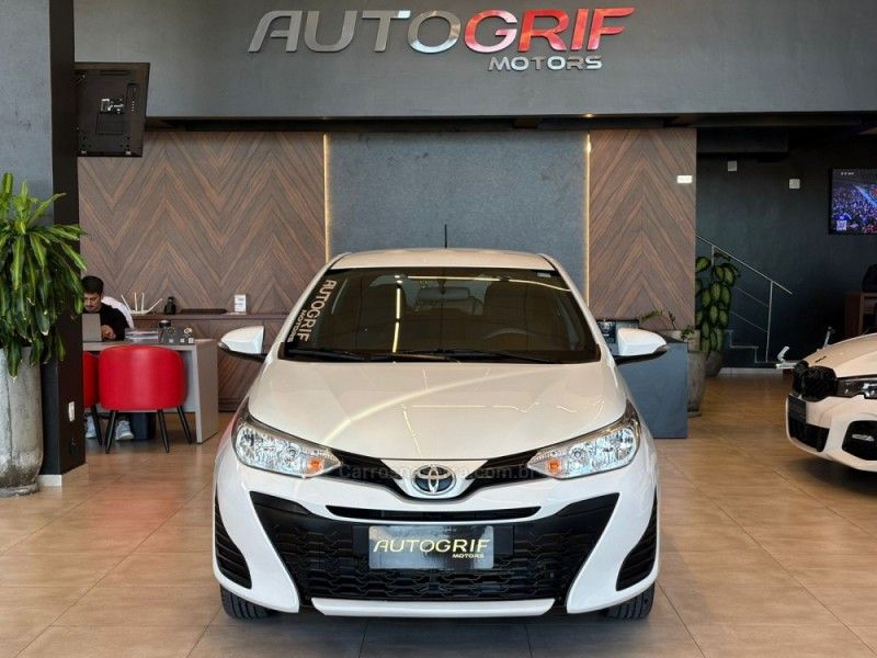 TOYOTA YARIS 1.5 XS CONNECT 16V 2020/2021 AUTOGRIF MOTORS CAMPO BOM / Carros no Vale