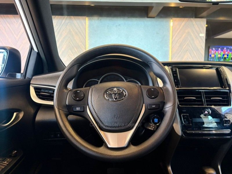 TOYOTA YARIS 1.5 XS CONNECT 16V 2020/2021 AUTOGRIF MOTORS CAMPO BOM / Carros no Vale