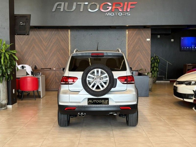 VOLKSWAGEN CROSSFOX 1.6 MSI 16V 2015/2016 AUTOGRIF MOTORS CAMPO BOM / Carros no Vale