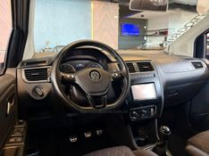 VOLKSWAGEN CROSSFOX 1.6 MSI 16V 2015/2016 AUTOGRIF MOTORS CAMPO BOM / Carros no Vale