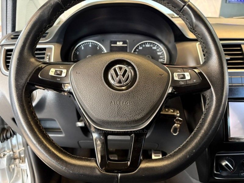 VOLKSWAGEN CROSSFOX 1.6 MSI 16V 2015/2016 AUTOGRIF MOTORS CAMPO BOM / Carros no Vale