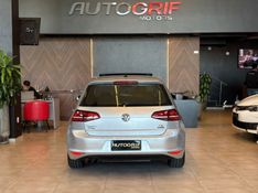 VOLKSWAGEN GOLF 1.4 TSI HIGHLINE 16V TOTAL TIPTRONIC 2015/2015 AUTOGRIF MOTORS CAMPO BOM / Carros no Vale