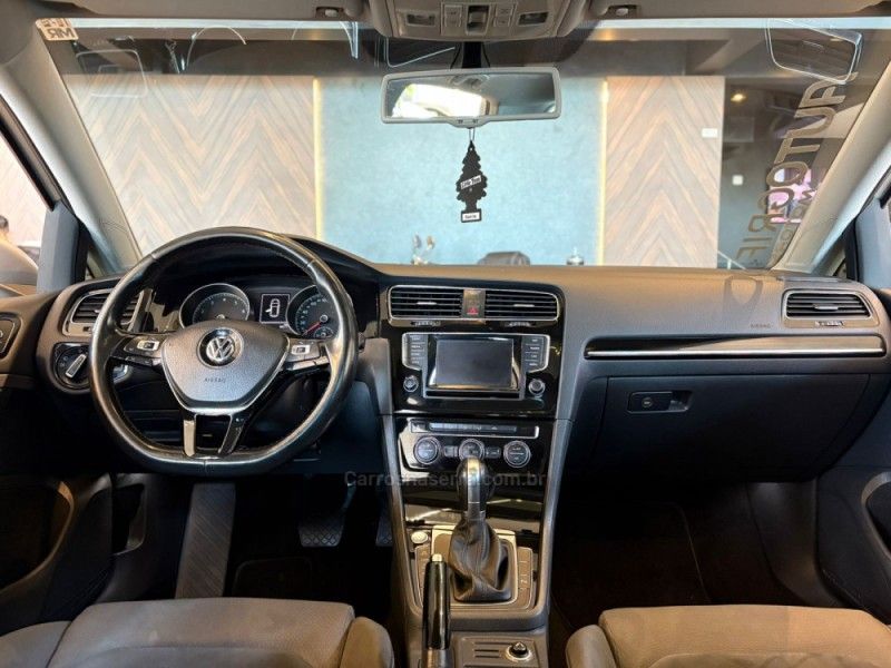 VOLKSWAGEN GOLF 1.4 TSI HIGHLINE 16V TOTAL TIPTRONIC 2015/2015 AUTOGRIF MOTORS CAMPO BOM / Carros no Vale VOLKSWAGEN GOLF 1.4 TSI HIGHLINE 16V TOTAL TIPTRONIC 2015/2015 AUTOGRIF MOTORS CAMPO BOM / Carros no Vale