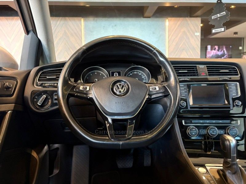 VOLKSWAGEN GOLF 1.4 TSI HIGHLINE 16V TOTAL TIPTRONIC 2015/2015 AUTOGRIF MOTORS CAMPO BOM / Carros no Vale VOLKSWAGEN GOLF 1.4 TSI HIGHLINE 16V TOTAL TIPTRONIC 2015/2015 AUTOGRIF MOTORS CAMPO BOM / Carros no Vale