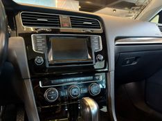 VOLKSWAGEN GOLF 1.4 TSI HIGHLINE 16V TOTAL TIPTRONIC 2015/2015 AUTOGRIF MOTORS CAMPO BOM / Carros no Vale