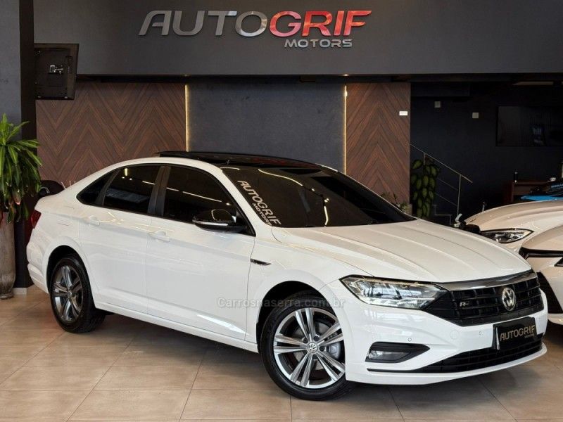 VOLKSWAGEN JETTA 1.4 R-LINE 250 16V TSI 2019/2019 AUTOGRIF MOTORS CAMPO BOM / Carros no Vale