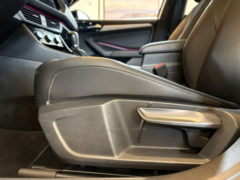 VOLKSWAGEN JETTA 1.4 R-LINE 250 16V TSI 2019/2019 AUTOGRIF MOTORS CAMPO BOM / Carros no Vale
