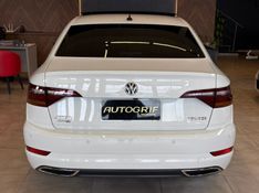 VOLKSWAGEN JETTA 1.4 R-LINE 250 16V TSI 2019/2019 AUTOGRIF MOTORS CAMPO BOM / Carros no Vale