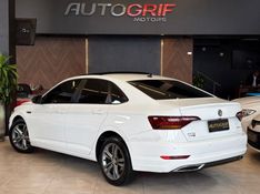 VOLKSWAGEN JETTA 1.4 R-LINE 250 16V TSI 2019/2019 AUTOGRIF MOTORS CAMPO BOM / Carros no Vale