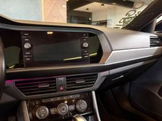 VOLKSWAGEN JETTA 1.4 R-LINE 250 16V TSI 2019/2019 AUTOGRIF MOTORS CAMPO BOM / Carros no Vale