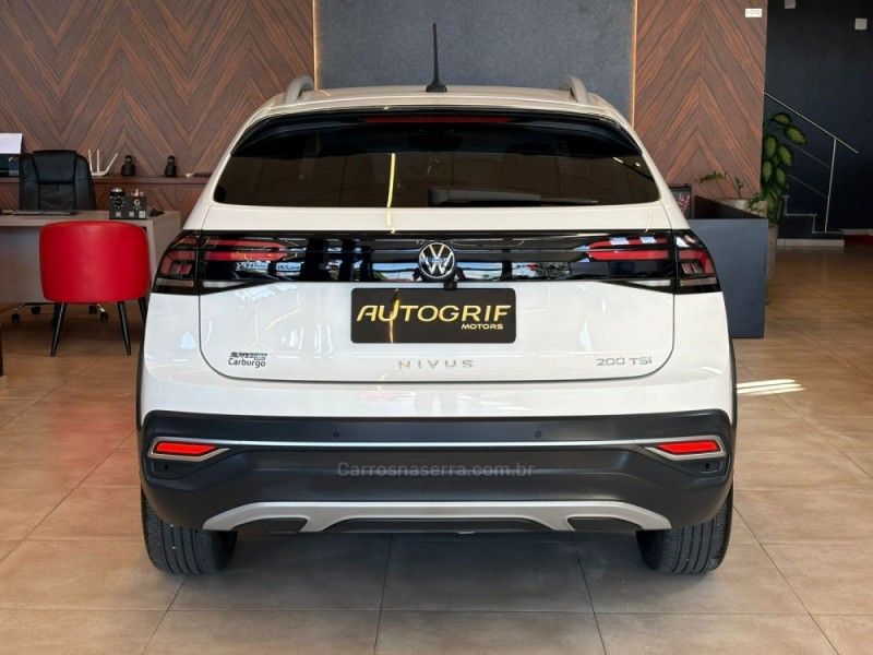 VOLKSWAGEN NIVUS 1.0 TSI HIGHLINE 2022/2022 AUTOGRIF MOTORS CAMPO BOM / Carros no Vale VOLKSWAGEN NIVUS 1.0 TSI HIGHLINE 2022/2022 AUTOGRIF MOTORS CAMPO BOM / Carros no Vale