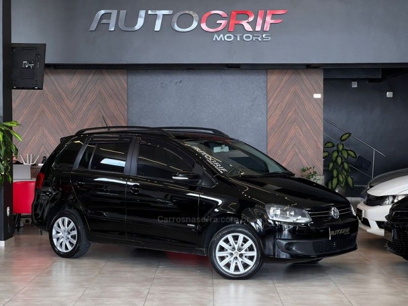 VOLKSWAGEN SPACEFOX 1.6 MI TREND 8V 2012/2012 AUTOGRIF MOTORS CAMPO BOM / Carros no Vale