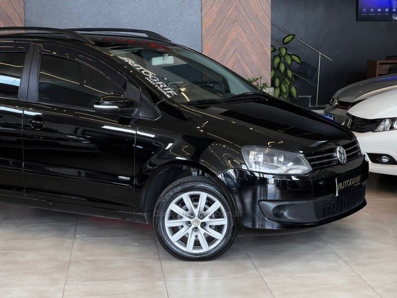 VOLKSWAGEN SPACEFOX 1.6 MI TREND 8V 2012/2012 AUTOGRIF MOTORS CAMPO BOM / Carros no Vale