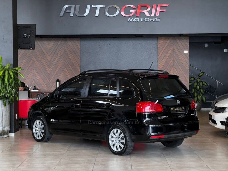 VOLKSWAGEN SPACEFOX 1.6 MI TREND 8V 2012/2012 AUTOGRIF MOTORS CAMPO BOM / Carros no Vale