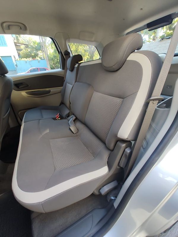 CHEVROLET SPIN LT 1.8 8V Econo 2013/2013 RENNER AUTOMÓVEIS LAJEADO / Carros no Vale