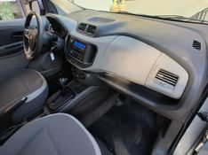 CHEVROLET SPIN LT 1.8 8V Econo 2013/2013 RENNER AUTOMÓVEIS LAJEADO / Carros no Vale