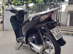 Honda Motos SH 150i/DLX 2018/2018 RENNER AUTOMÓVEIS LAJEADO / Carros no Vale