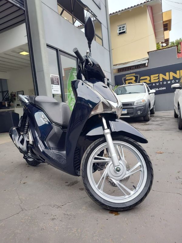 Honda Motos SH 150i/DLX 2018/2018 RENNER AUTOMÓVEIS LAJEADO / Carros no Vale