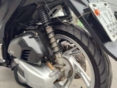 Honda Motos SH 150i/DLX 2018/2018 RENNER AUTOMÓVEIS LAJEADO / Carros no Vale