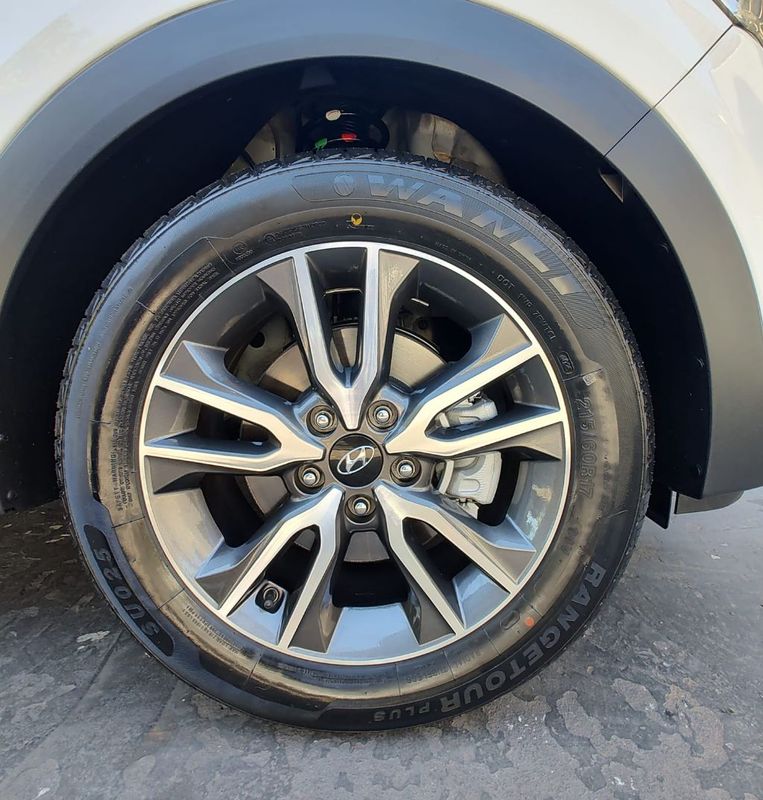 Hyundai Creta Prestige 2.0 16V 2018/2019 RENNER AUTOMÓVEIS LAJEADO / Carros no Vale Hyundai Creta Prestige 2.0 16V 2018/2019 RENNER AUTOMÓVEIS LAJEADO / Carros no Vale