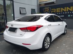 Hyundai Elantra GLS 2.0 16V 2014/2015 RENNER AUTOMÓVEIS LAJEADO / Carros no Vale