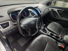 Hyundai Elantra GLS 2.0 16V 2014/2015 RENNER AUTOMÓVEIS LAJEADO / Carros no Vale