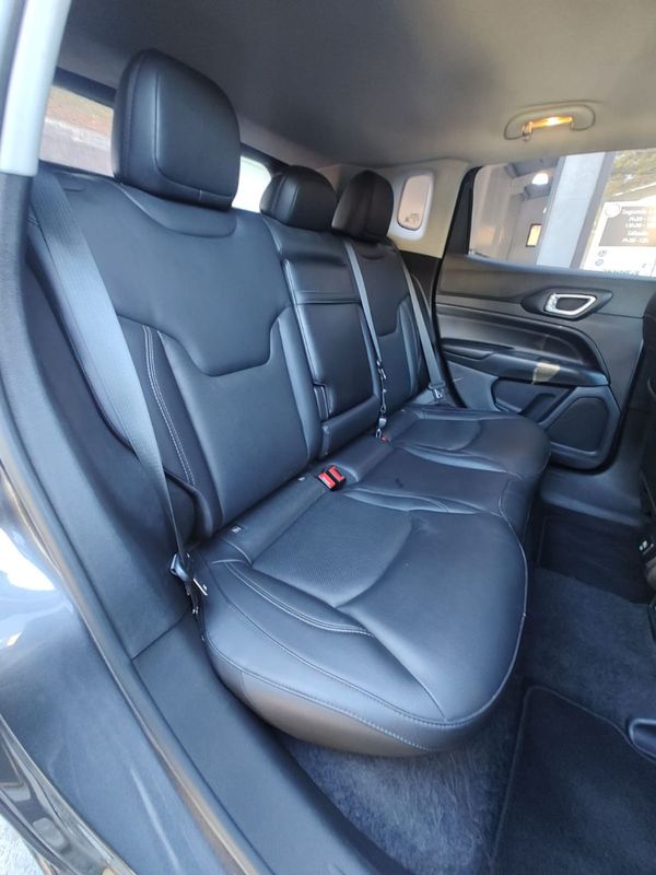 Jeep COMPASS LONG TD 350 2.0 4×4 2022/2022 RENNER AUTOMÓVEIS LAJEADO / Carros no Vale