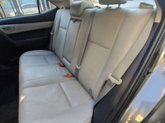 Toyota Corolla XEi 2.0 16V 2014/2015 RENNER AUTOMÓVEIS LAJEADO / Carros no Vale