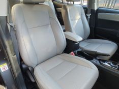 Toyota Corolla XEi 2.0 16V 2014/2015 RENNER AUTOMÓVEIS LAJEADO / Carros no Vale