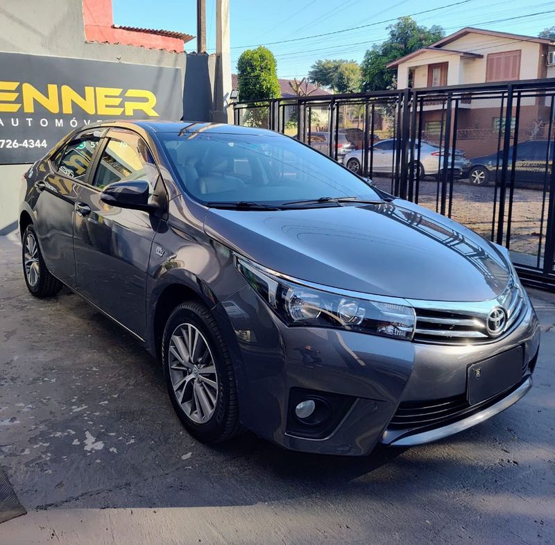 Toyota Corolla XEi 2.0 16V 2014/2015 RENNER AUTOMÓVEIS LAJEADO / Carros no Vale