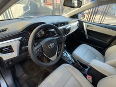 Toyota Corolla XEi 2.0 16V 2014/2015 RENNER AUTOMÓVEIS LAJEADO / Carros no Vale