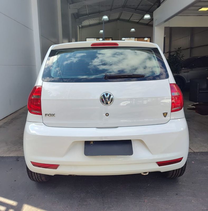 VOLKSWAGEN Fox 1.0 Mi Total 8V 2012/2013 RENNER AUTOMÓVEIS LAJEADO / Carros no Vale