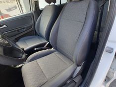 VOLKSWAGEN Fox 1.0 Mi Total 8V 2012/2013 RENNER AUTOMÓVEIS LAJEADO / Carros no Vale