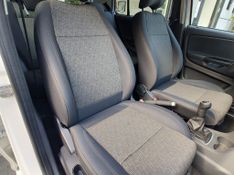 VOLKSWAGEN Fox 1.0 Mi Total 8V 2012/2013 RENNER AUTOMÓVEIS LAJEADO / Carros no Vale
